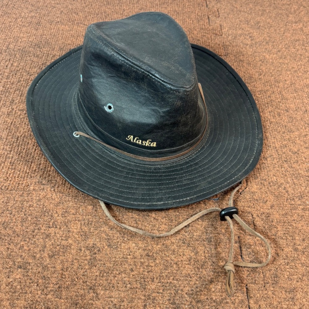 B+ Royal Resortwear Alaska Outback Hat Black Faux Leather 59cm S17211ALASKA